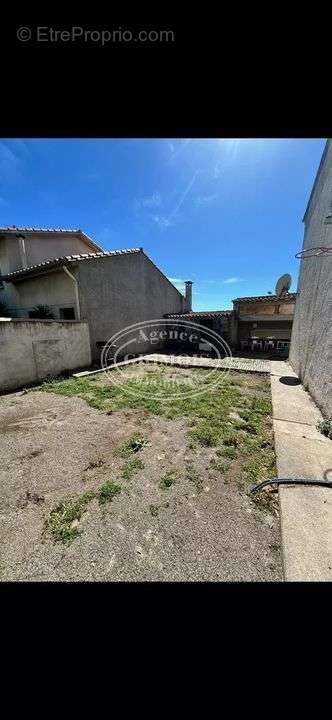 Maison à LEZIGNAN-CORBIERES