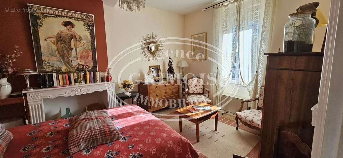 Appartement à LEZIGNAN-CORBIERES