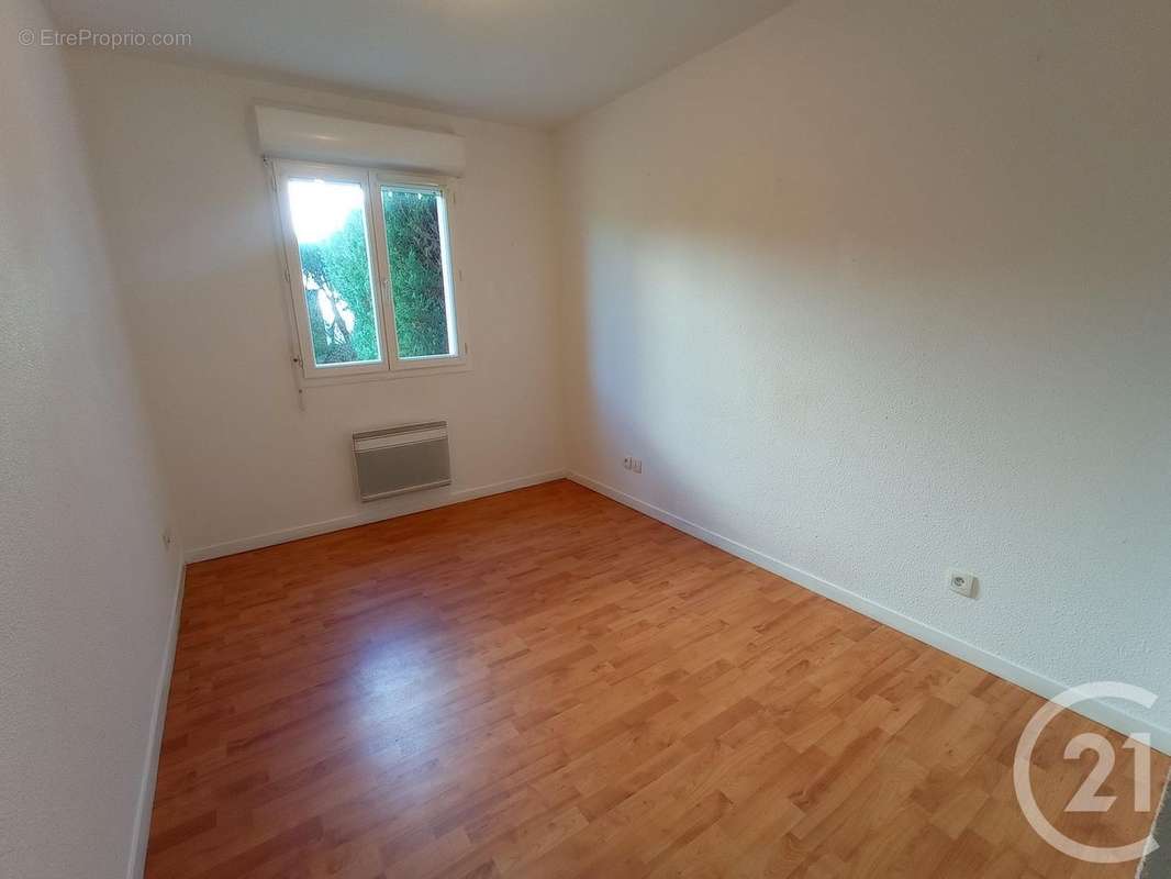 Appartement à COUTRAS