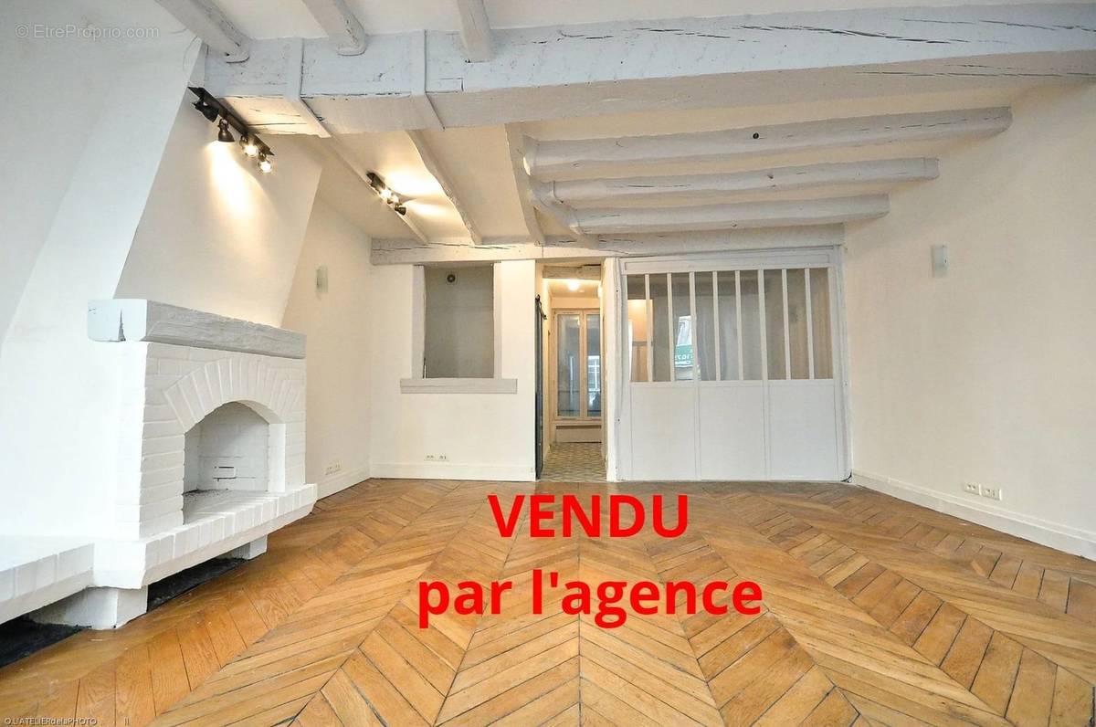 Appartement à PARIS-2E