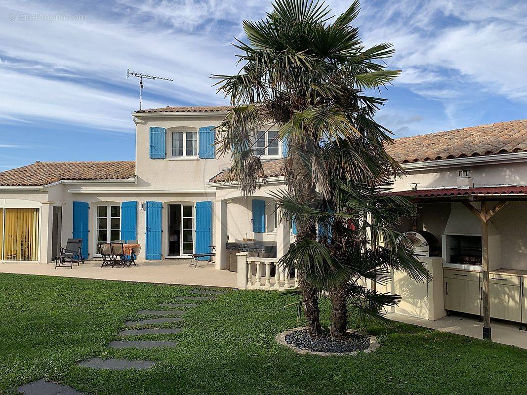 Maison à SAINT-SULPICE-DE-ROYAN