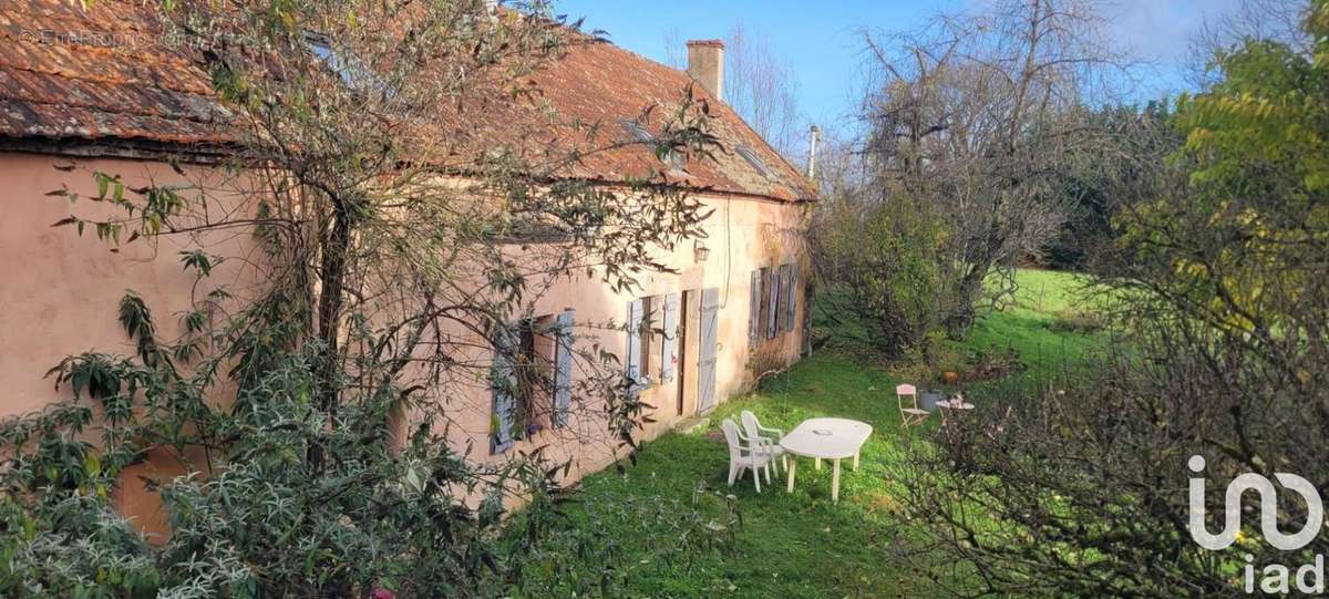 Photo 3 - Maison à LOUROUX-BOURBONNAIS