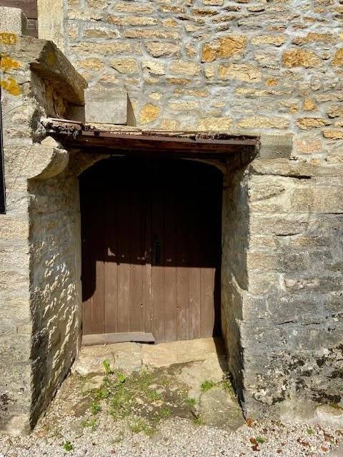 Maison à LONS-LE-SAUNIER