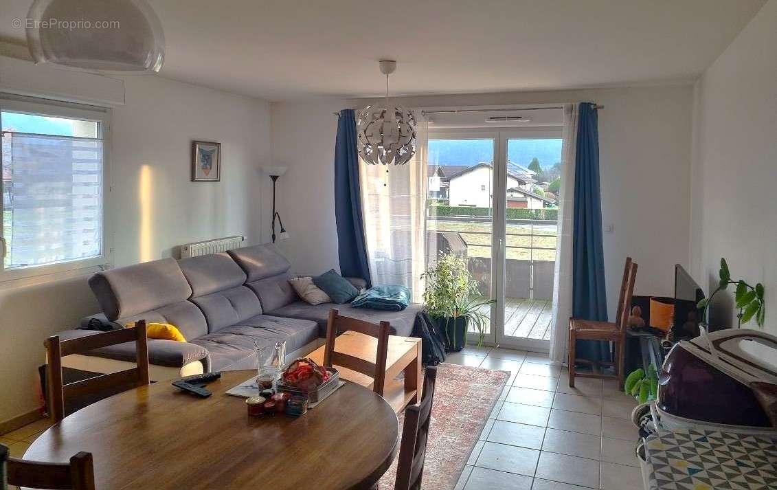 Appartement à MARIGNIER