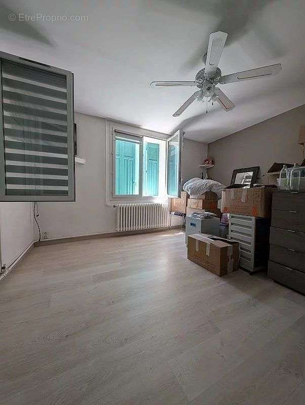 Appartement à SAINT-CHAMAS