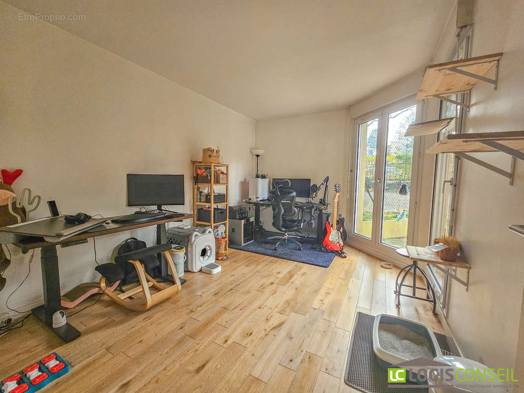 Appartement à CHATILLON