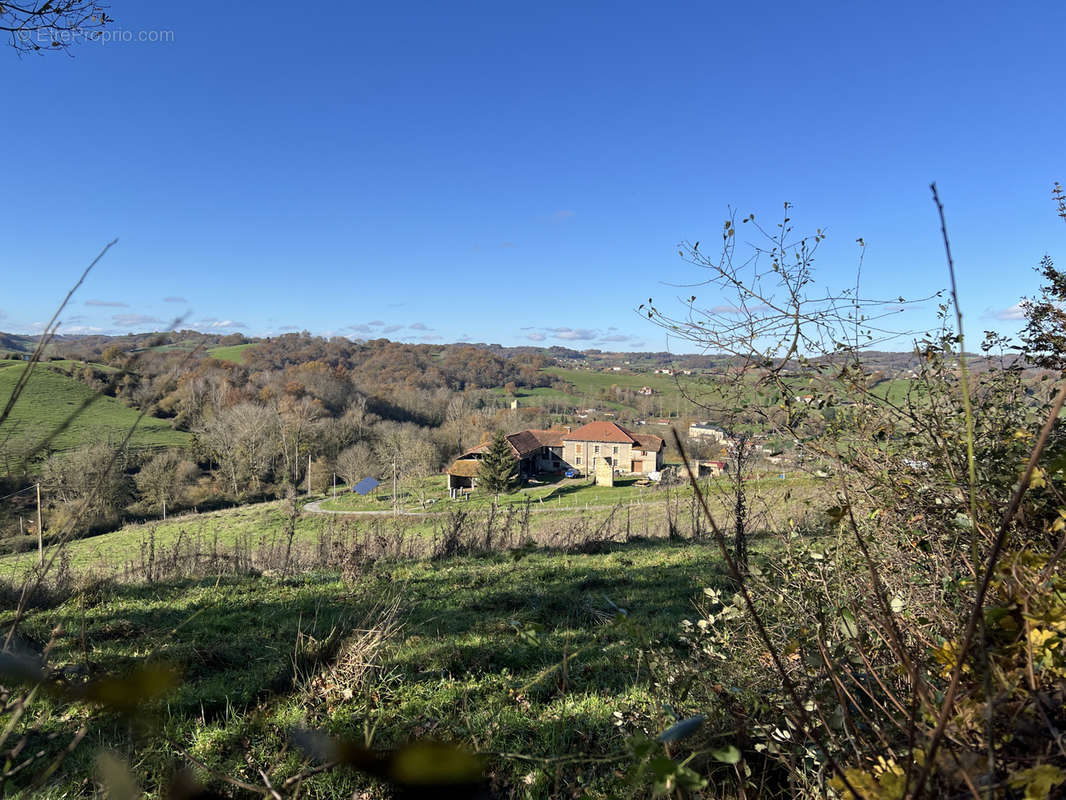 Maison à L&#039;ISLE-EN-DODON