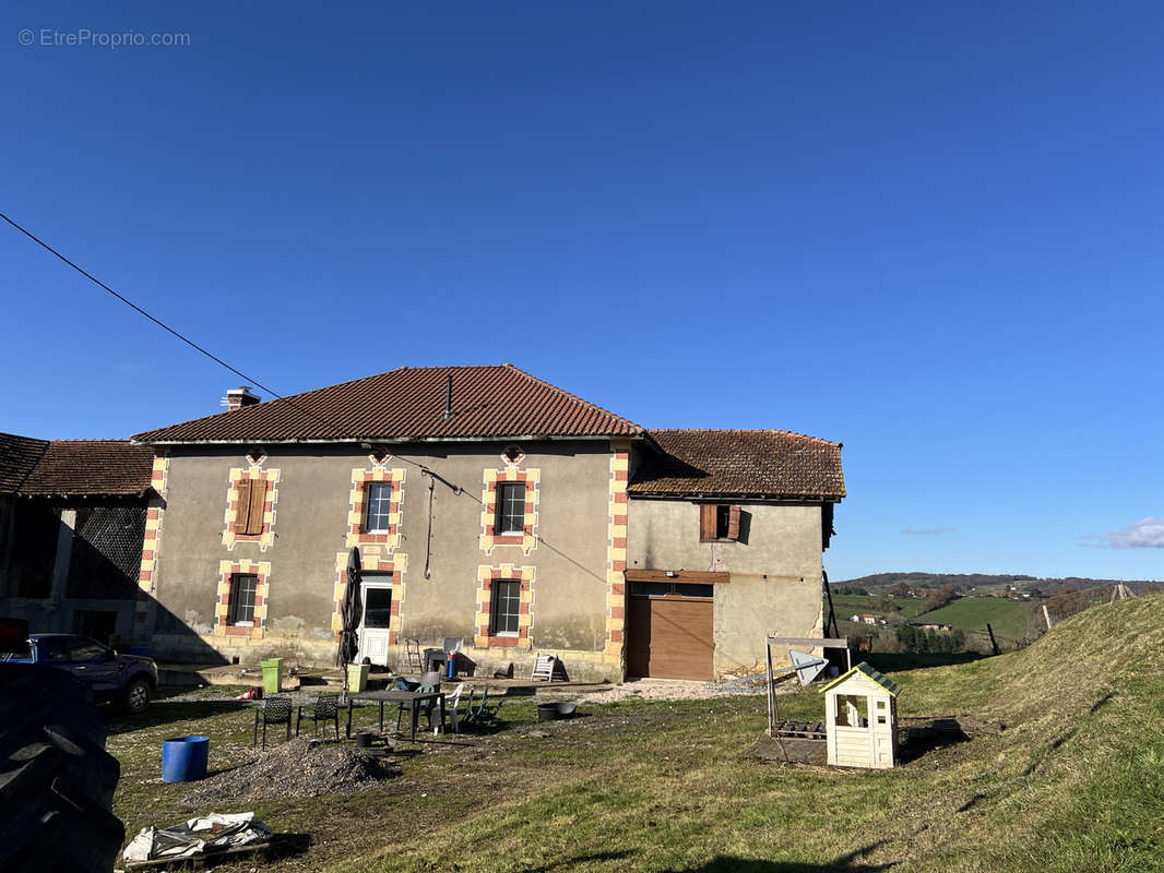 Maison à L&#039;ISLE-EN-DODON