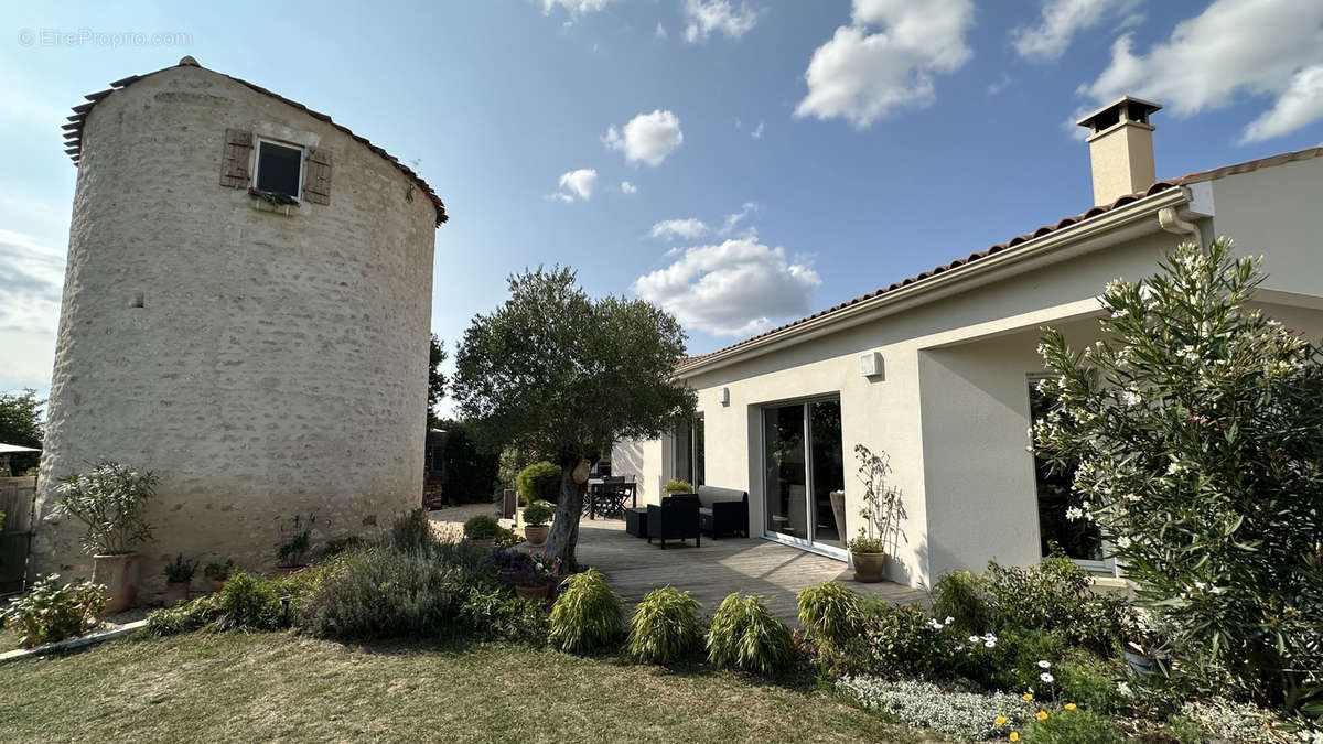 Maison à PONT-L&#039;ABBE-D&#039;ARNOULT