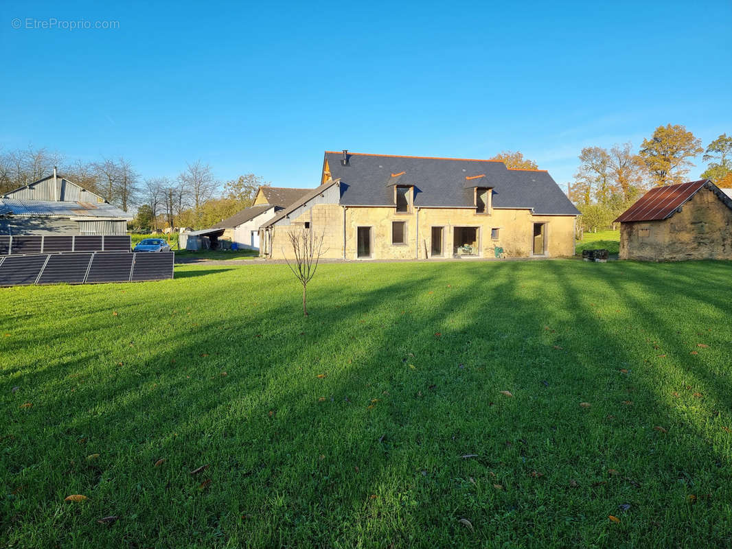 Maison à NOYAL-CHATILLON-SUR-SEICHE