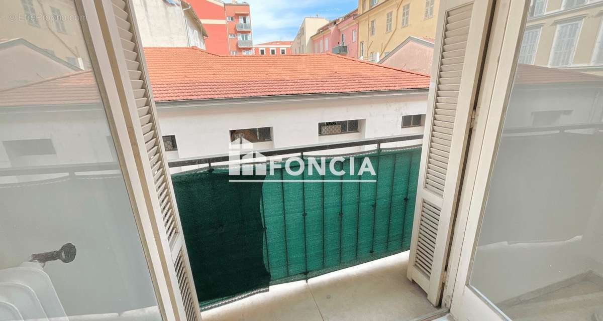 Appartement à MENTON