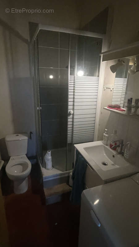 Appartement à MARSEILLE-4E