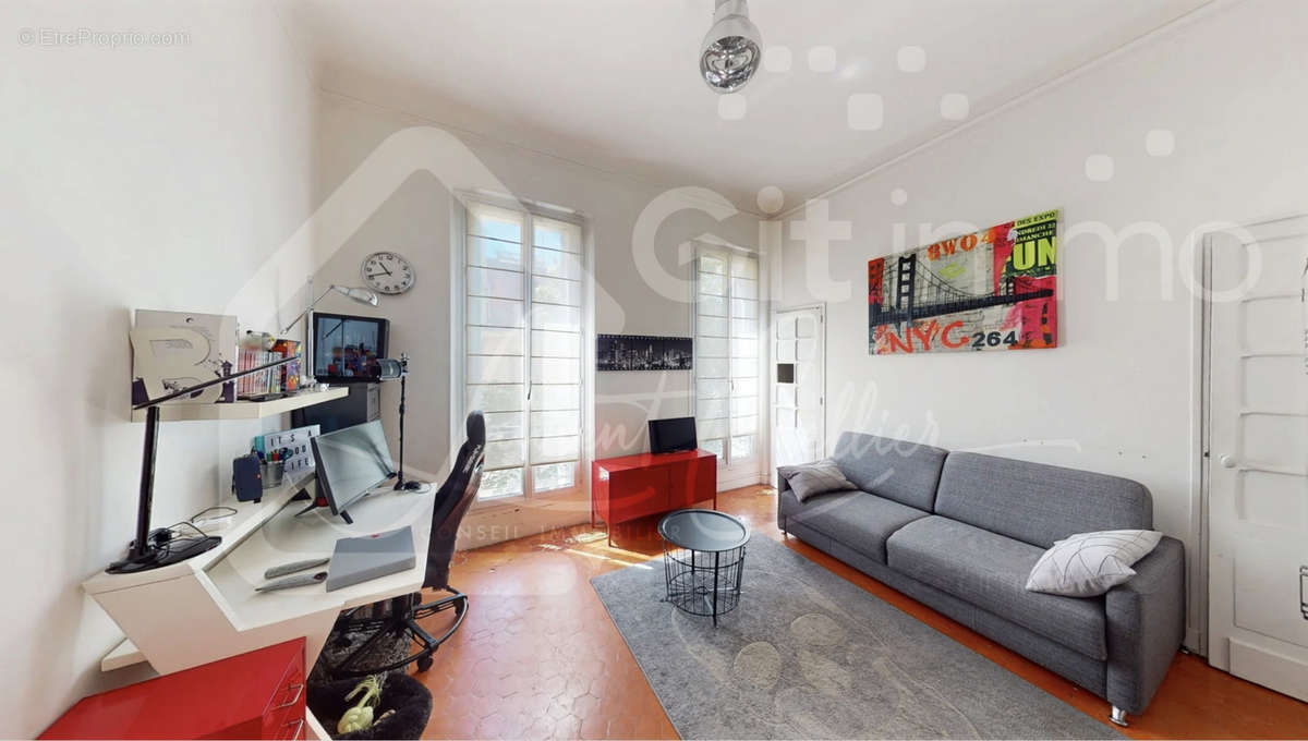 Appartement à MARSEILLE-6E