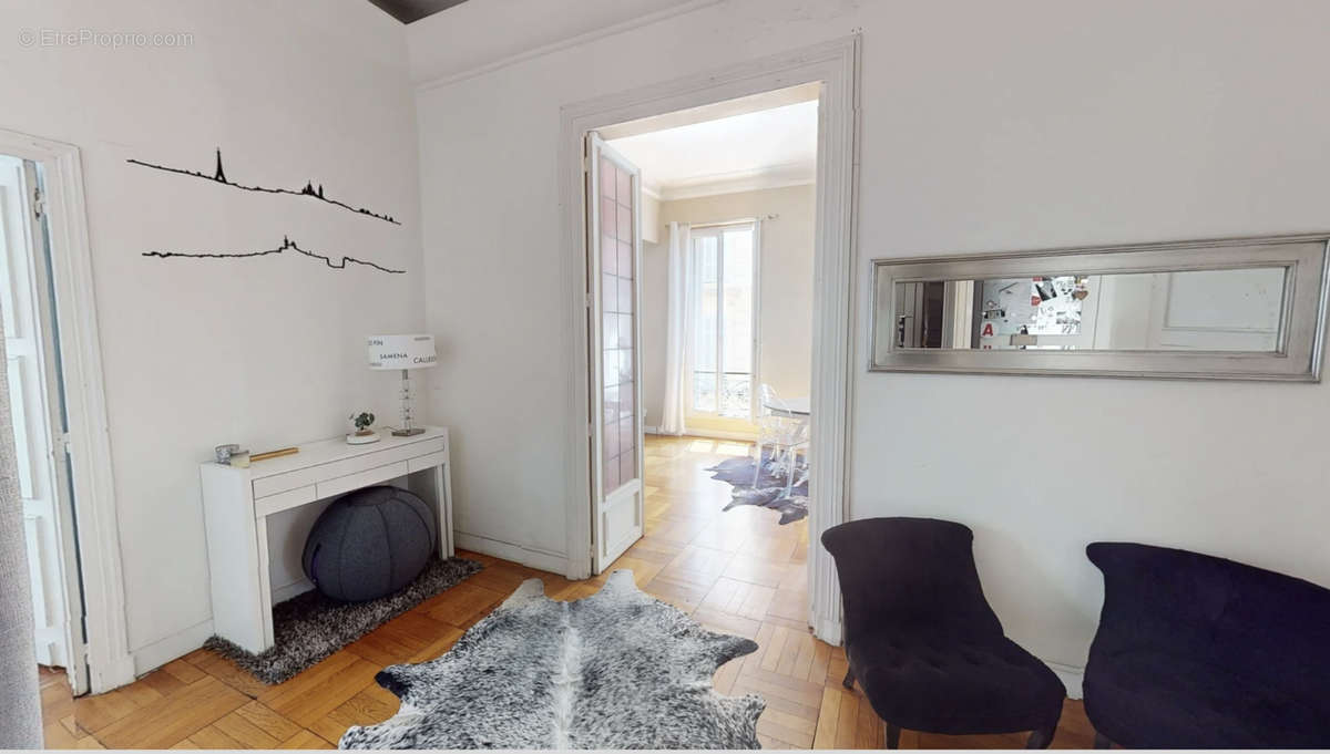 Appartement à MARSEILLE-6E