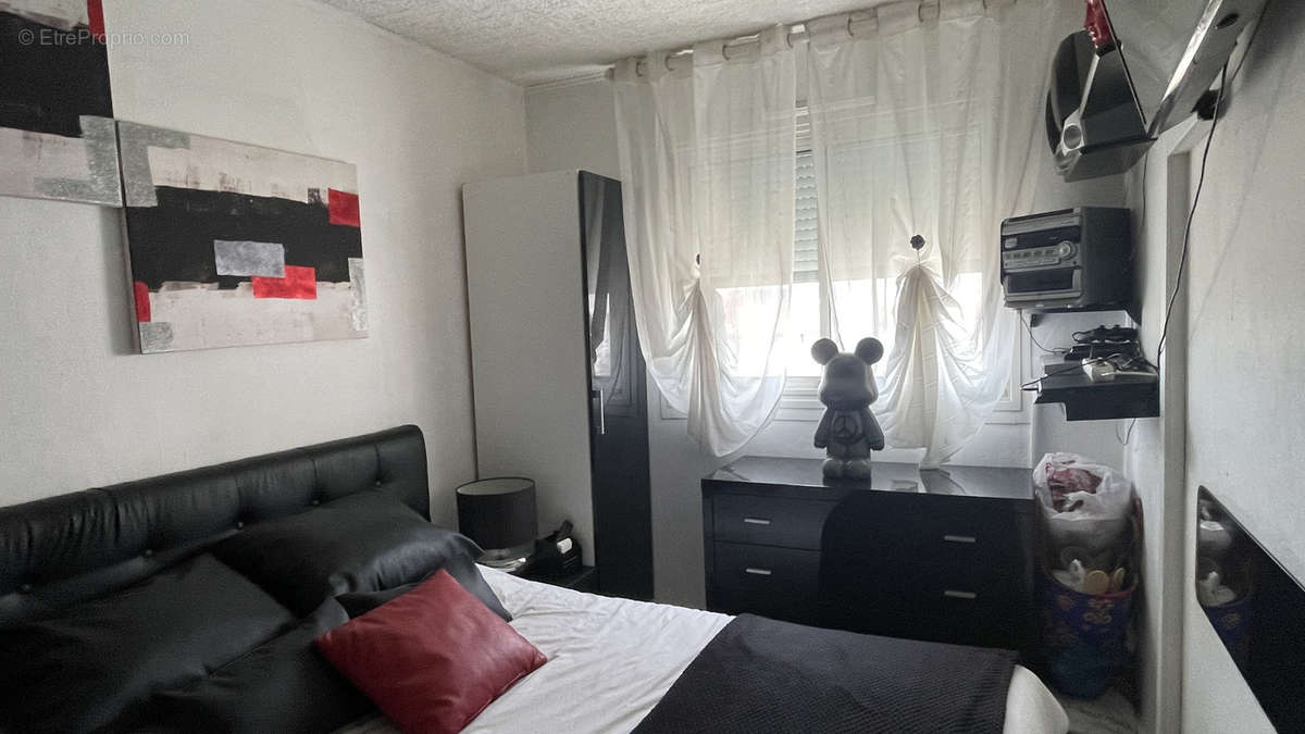 Appartement à MARSEILLE-2E