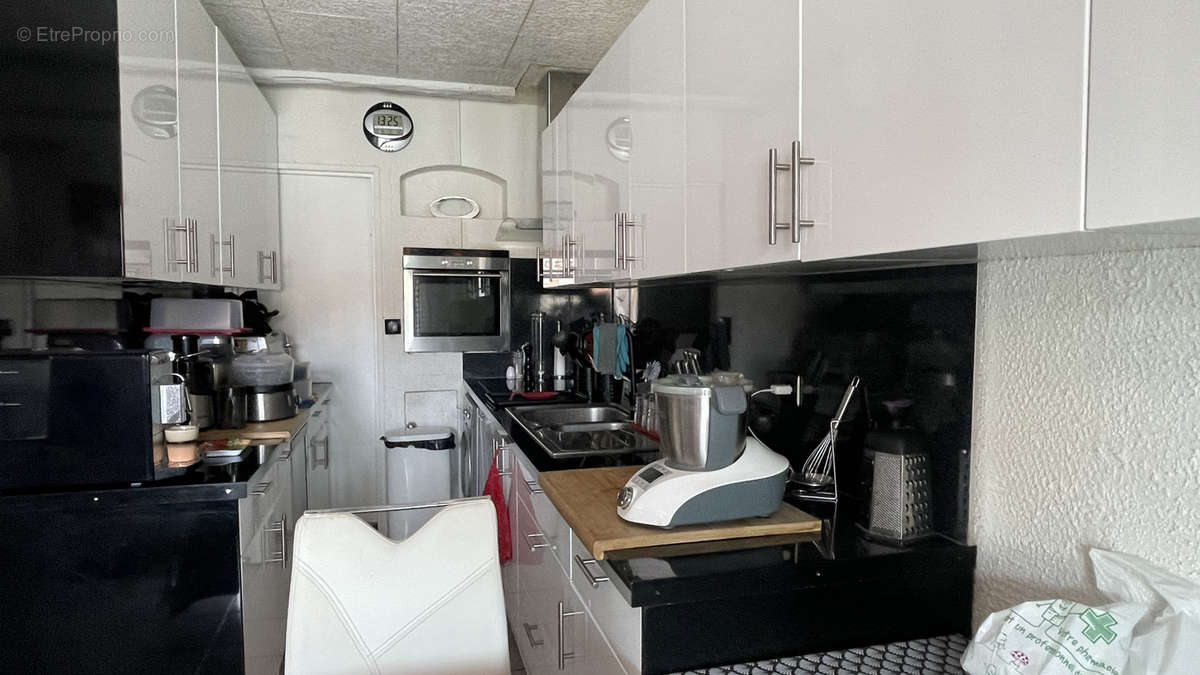 Appartement à MARSEILLE-2E