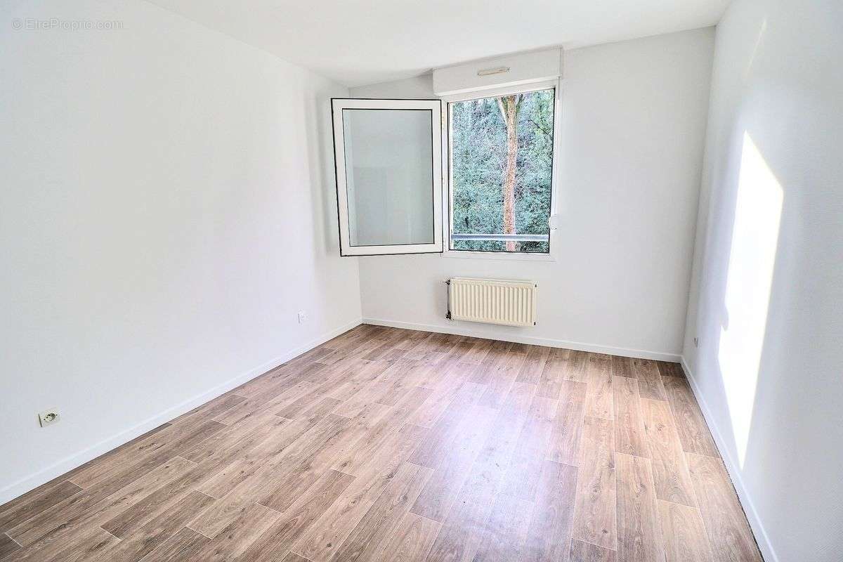 Appartement à LYON-9E