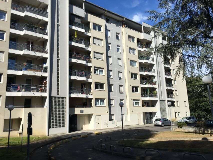 Appartement à LYON-9E