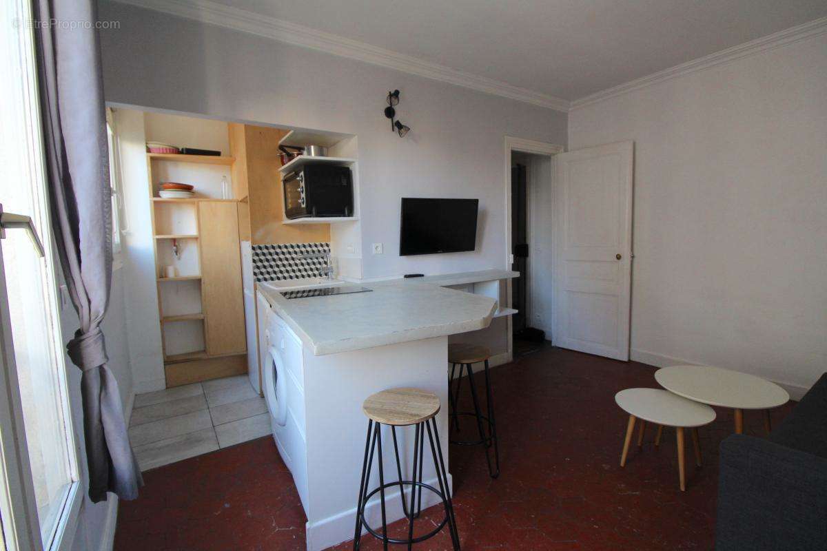 Appartement à PARIS-20E