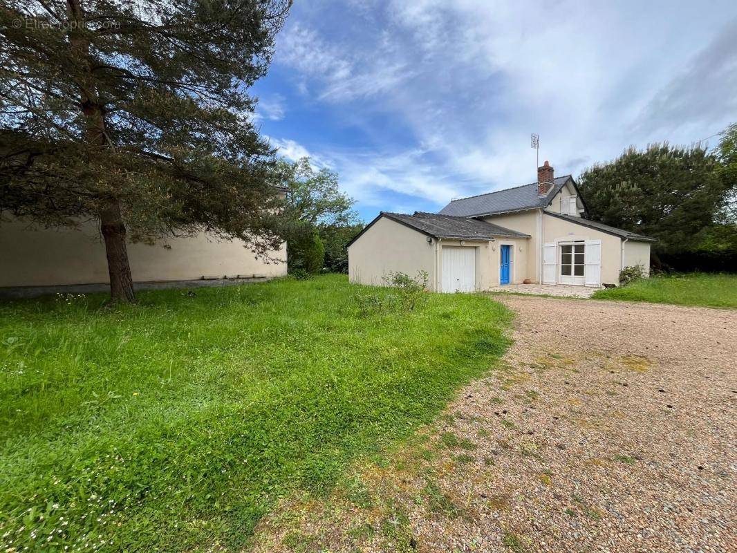 Maison à JUIGNE-SUR-LOIRE