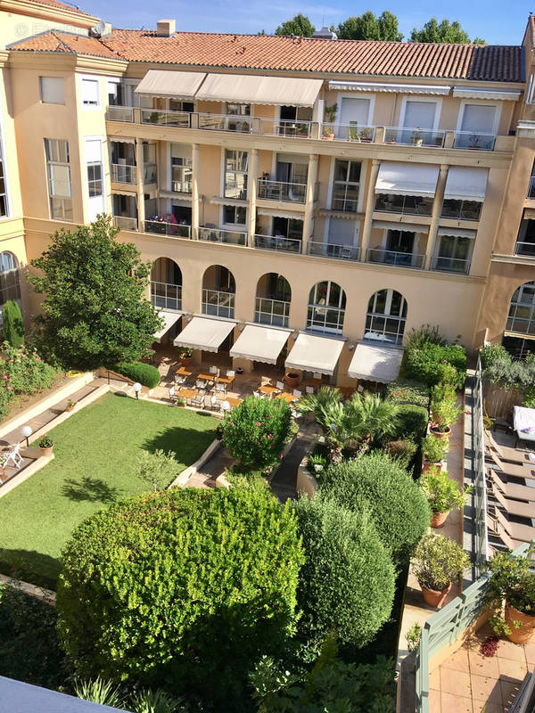 Appartement à AIX-EN-PROVENCE