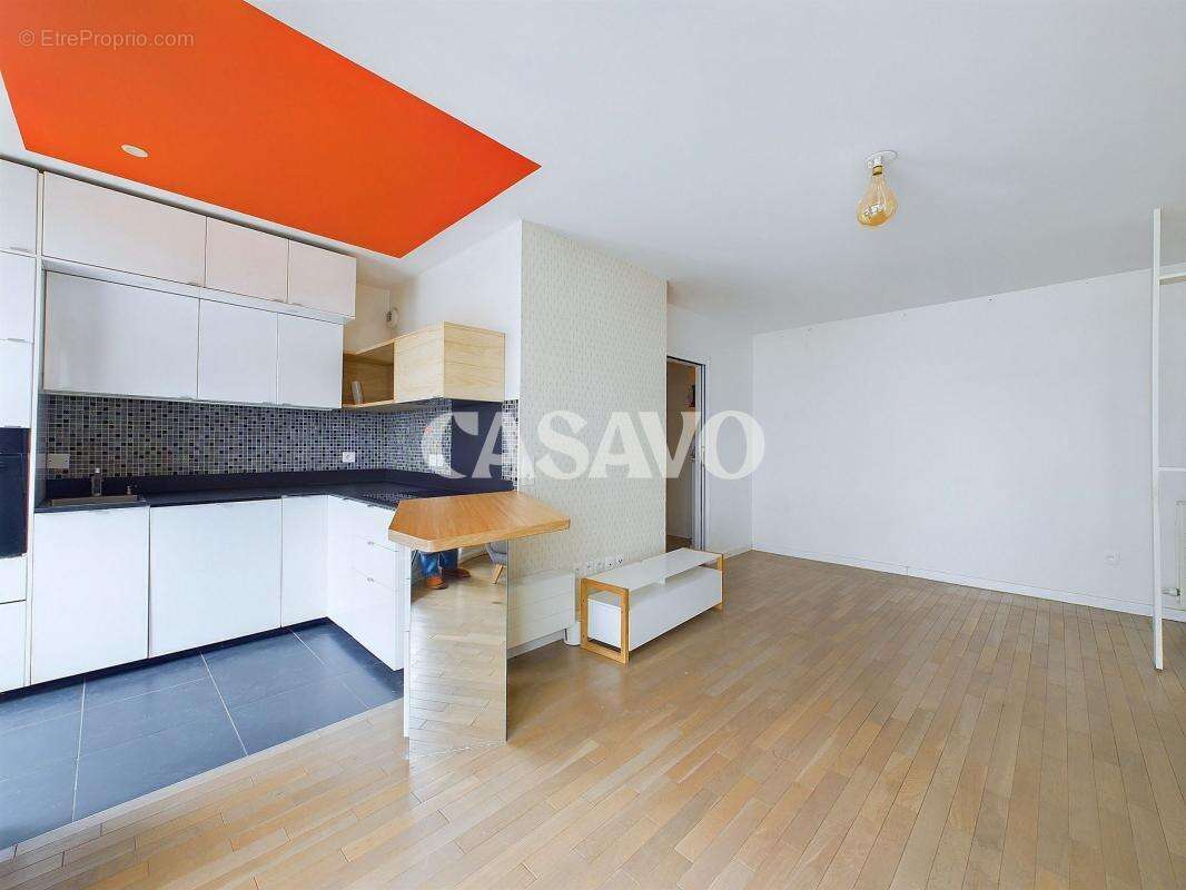 Appartement à AUBERVILLIERS