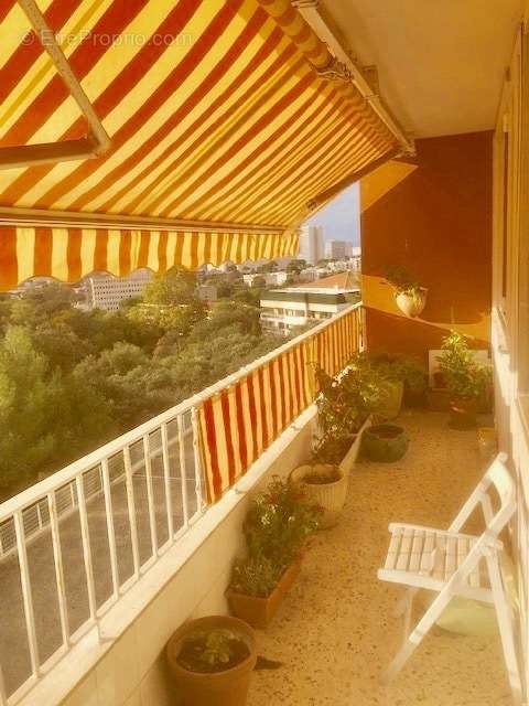 Appartement à MARSEILLE-9E