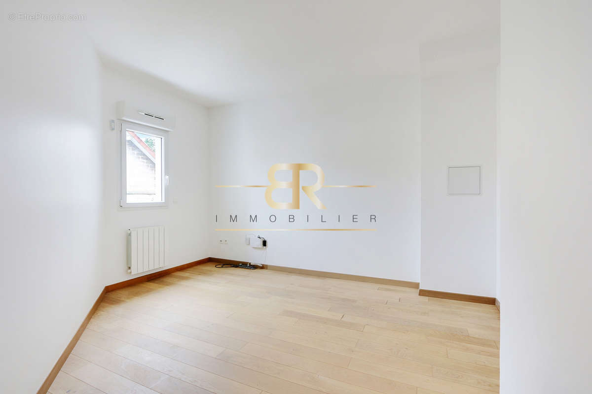 Appartement à VITRY-SUR-SEINE