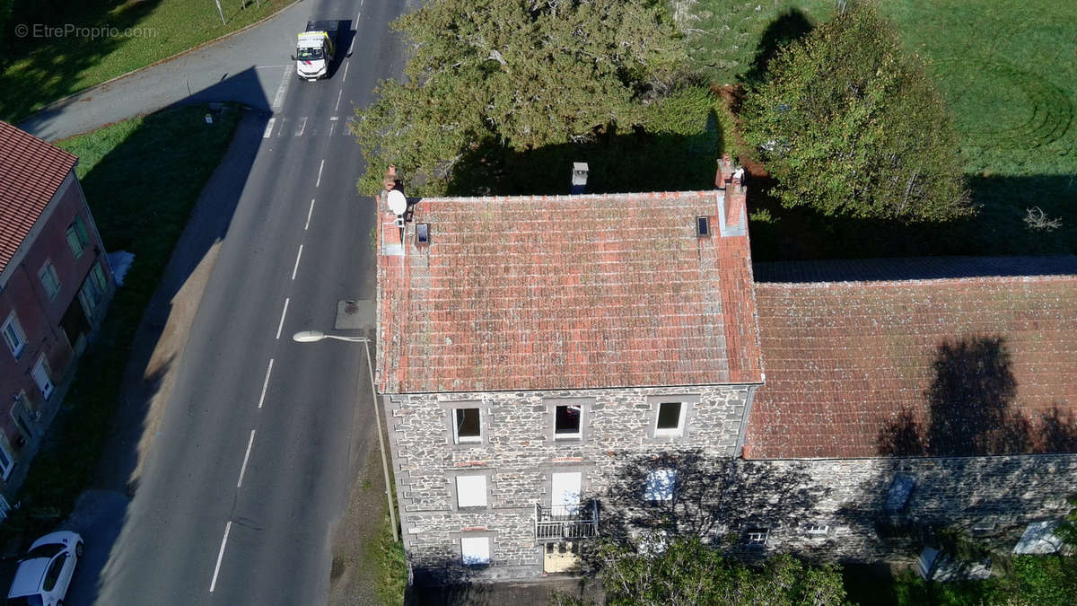 Maison à BROMONT-LAMOTHE