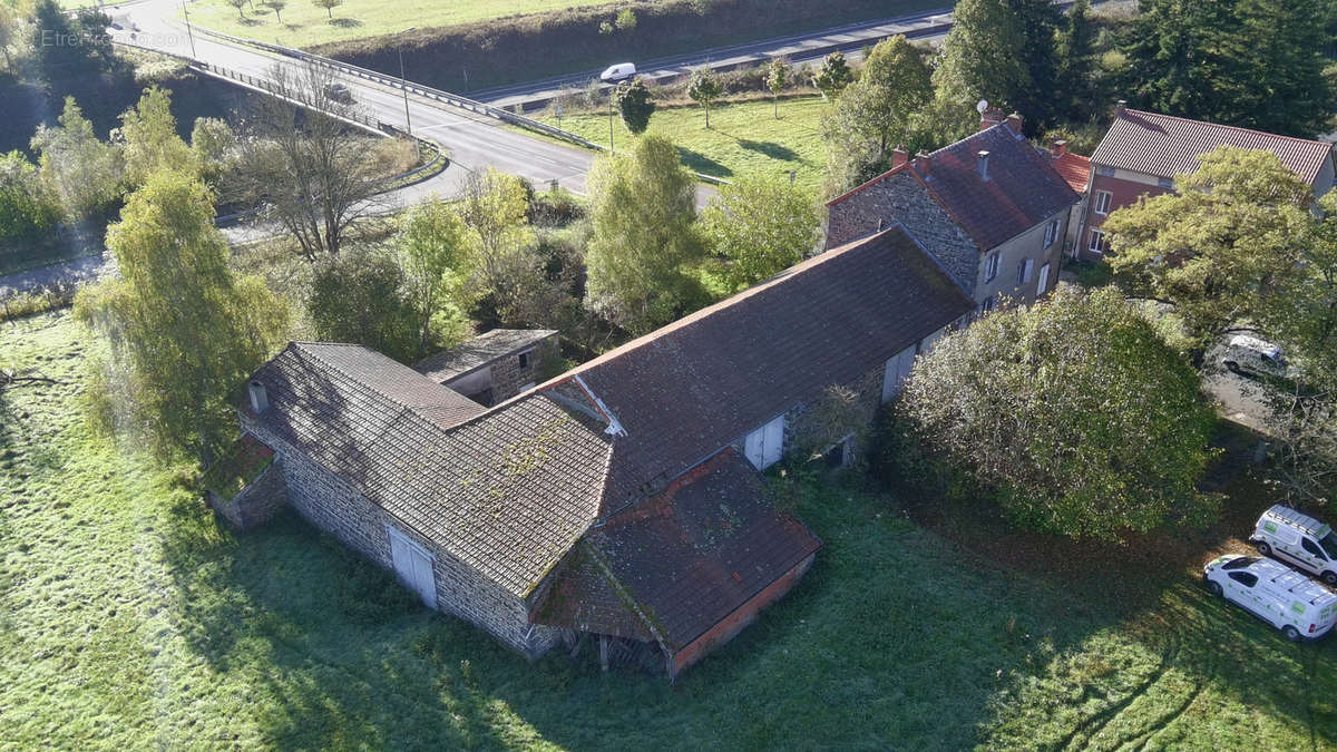 Maison à BROMONT-LAMOTHE