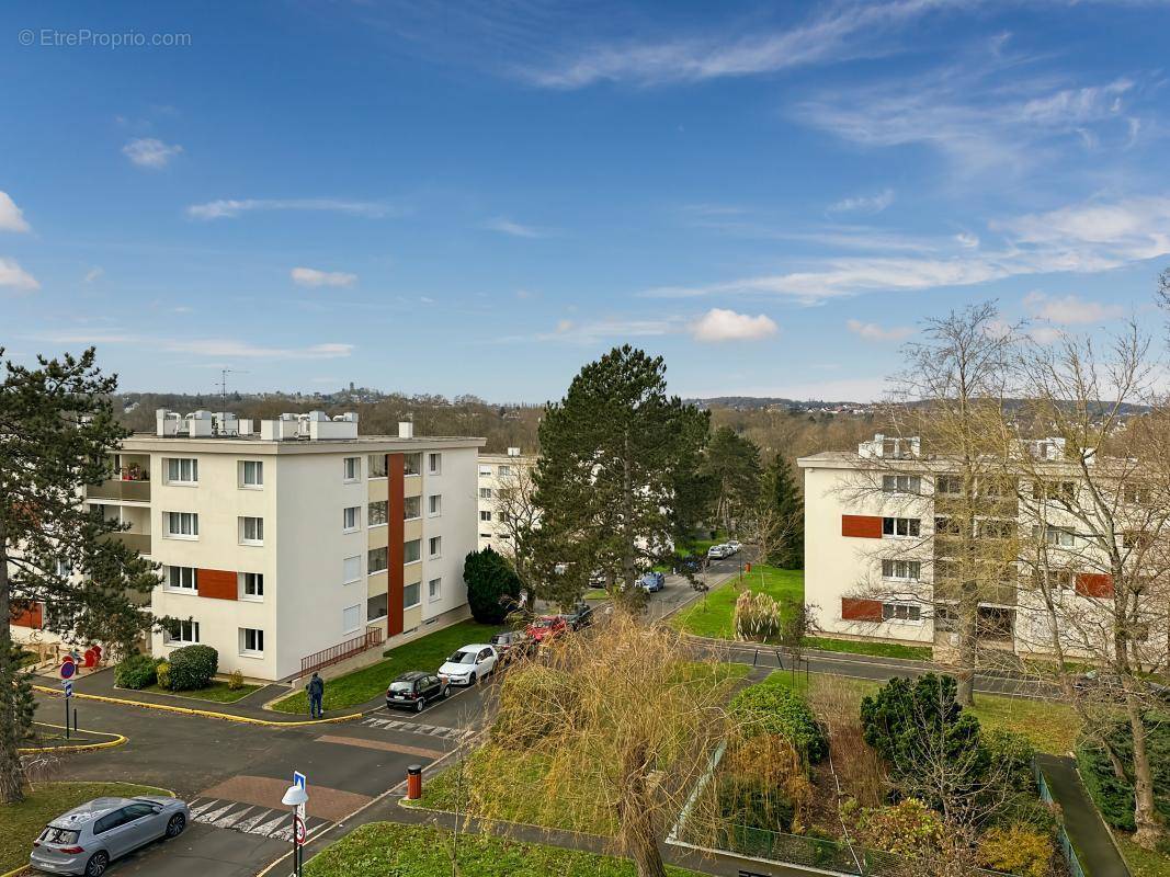 Appartement à SAINT-MICHEL-SUR-ORGE