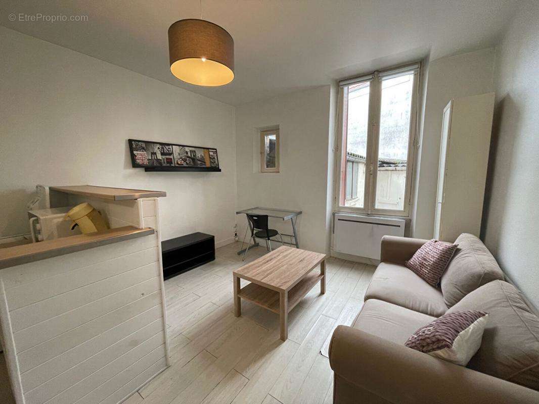 Appartement à SAINT-ANDRE-LES-VERGERS