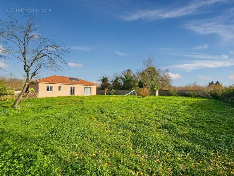 Maison à BORDERES-SUR-L&#039;ECHEZ