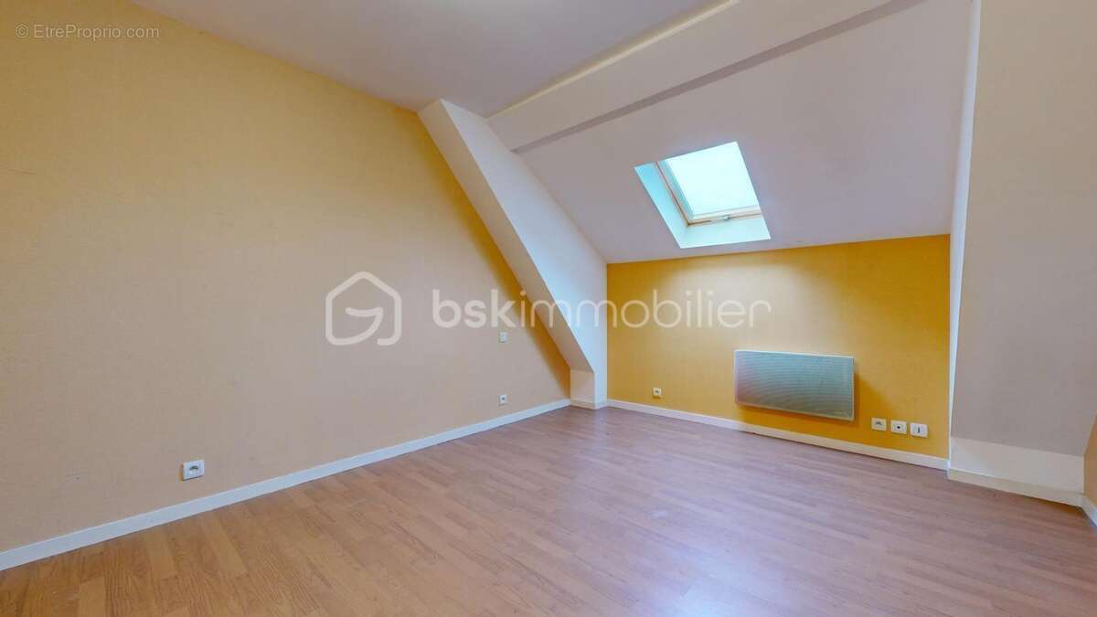 Appartement à AMBAZAC