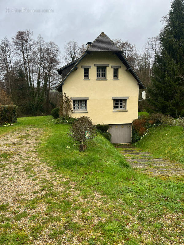 Maison à PONT-L&#039;EVEQUE