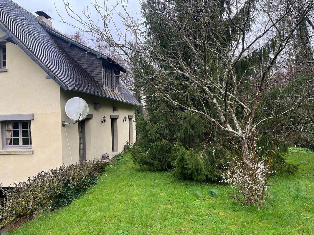 Maison à PONT-L&#039;EVEQUE