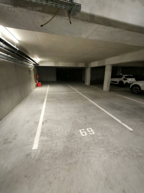 Parking à TOURS