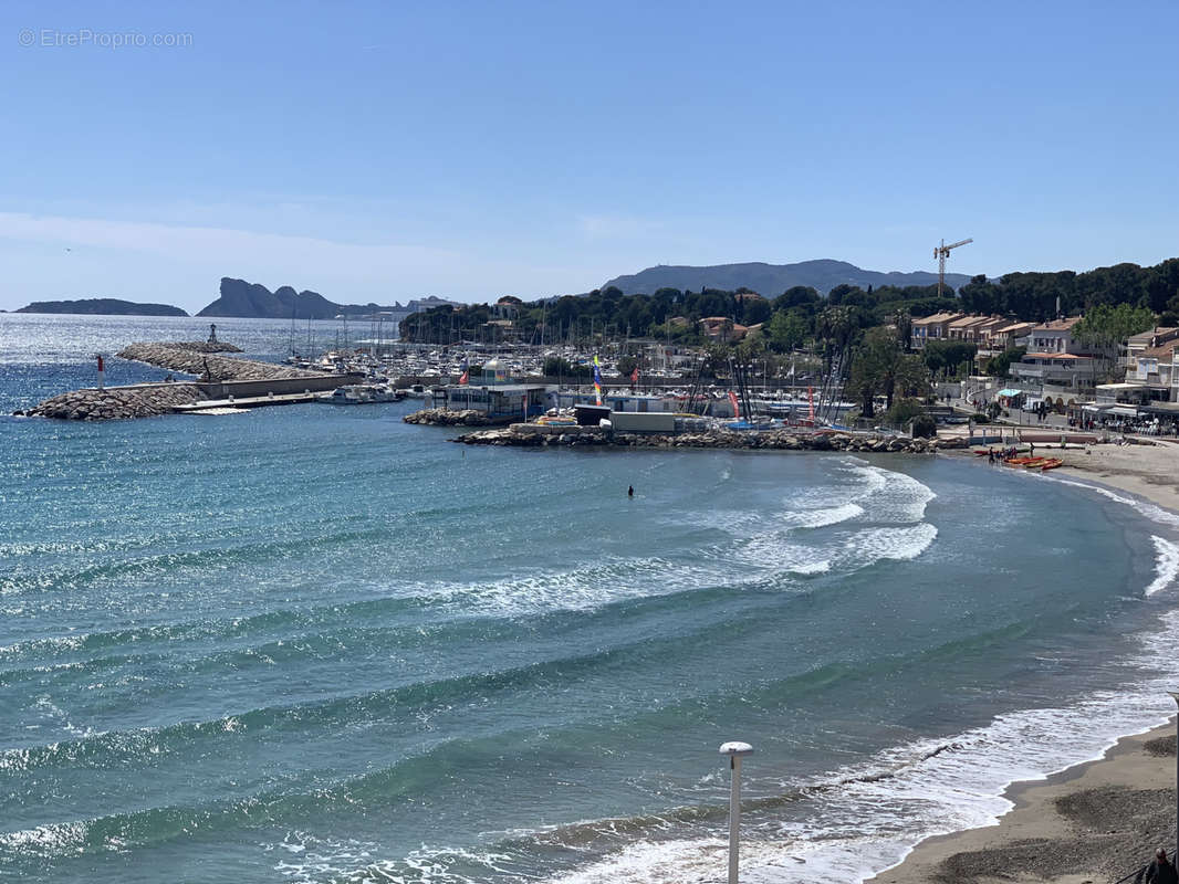 Appartement à SAINT-CYR-SUR-MER