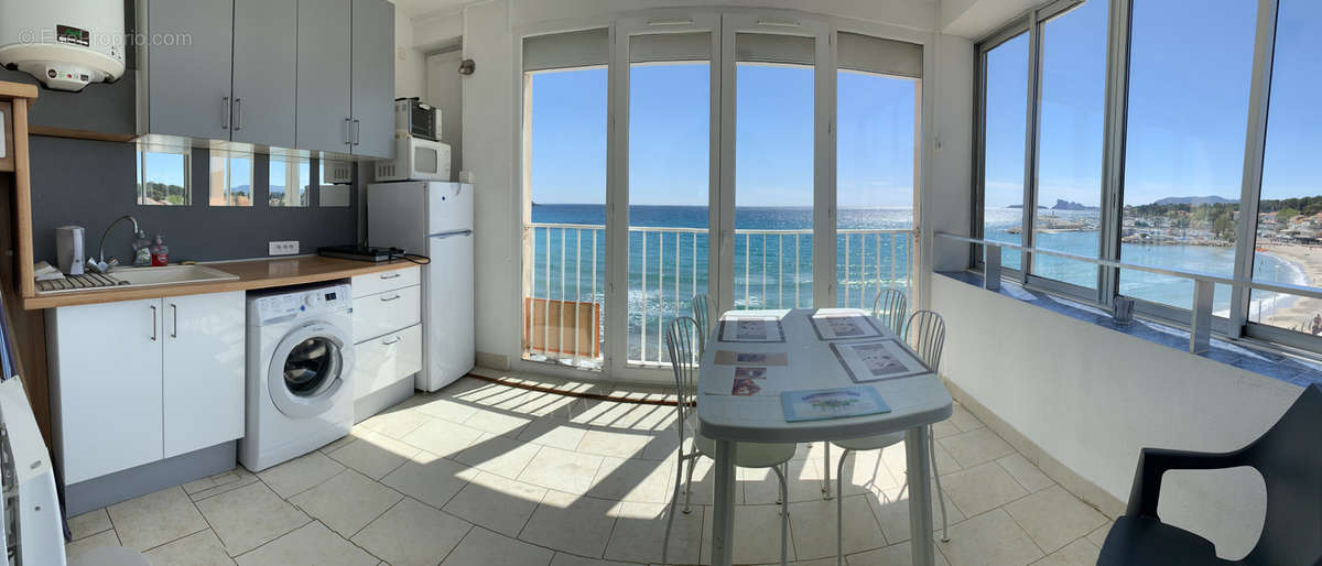 Appartement à SAINT-CYR-SUR-MER