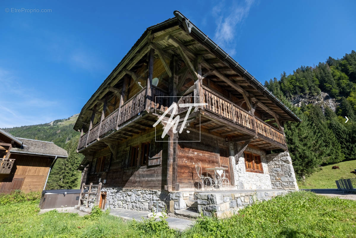 Maison à MONTRIOND