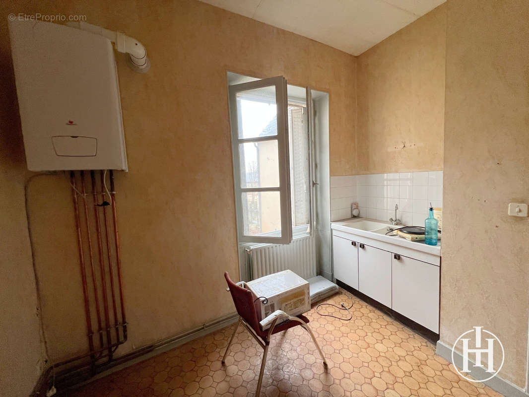 Appartement à SAINT-AMAND-MONTROND