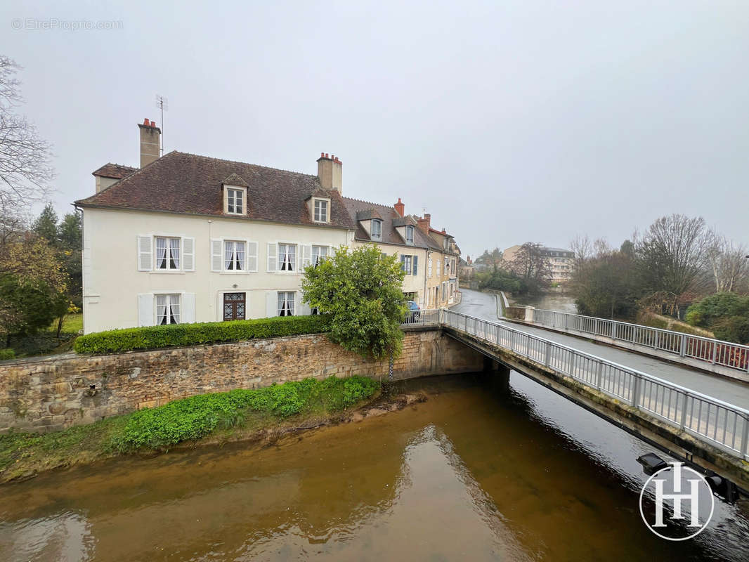 Appartement à SAINT-AMAND-MONTROND