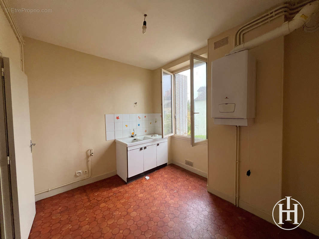 Appartement à SAINT-AMAND-MONTROND