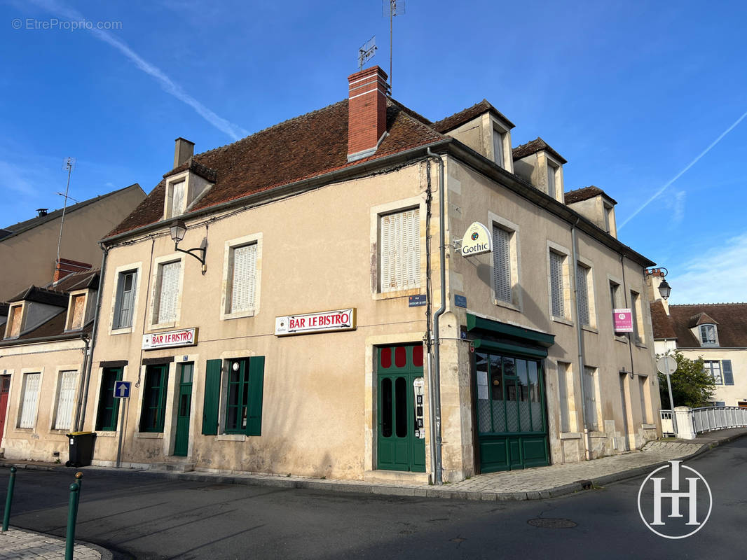 Appartement à SAINT-AMAND-MONTROND