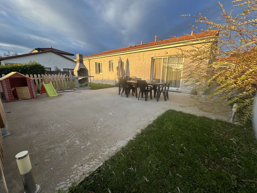 Maison à SAINTE-SIGOLENE