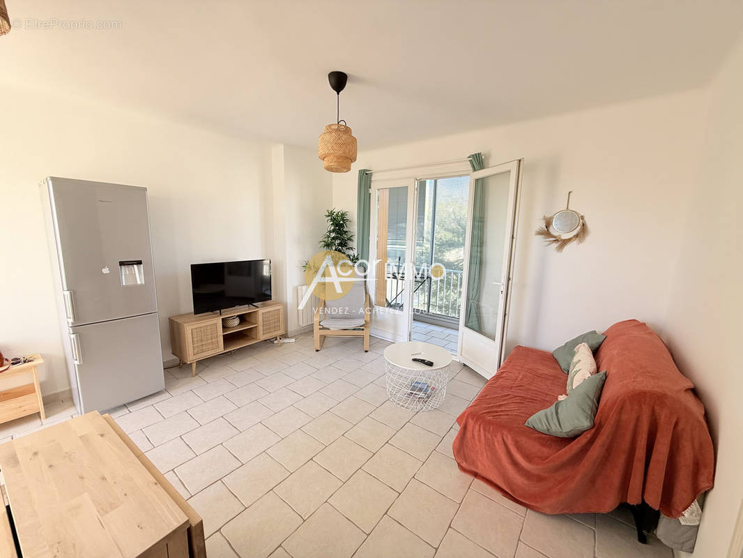 Appartement à SIX-FOURS-LES-PLAGES