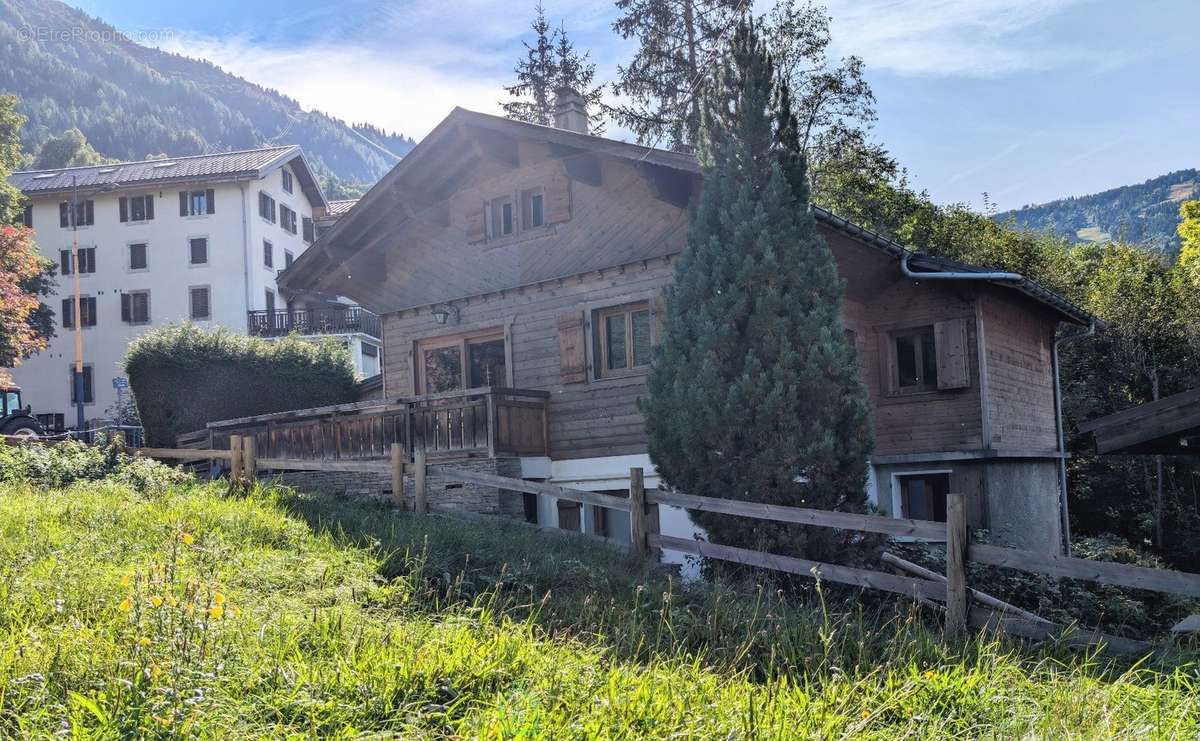 Maison à LES HOUCHES