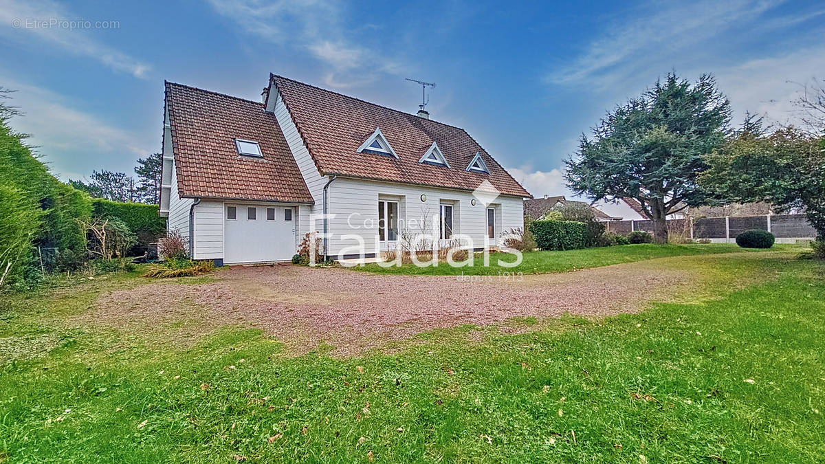 Maison à GOUVILLE-SUR-MER