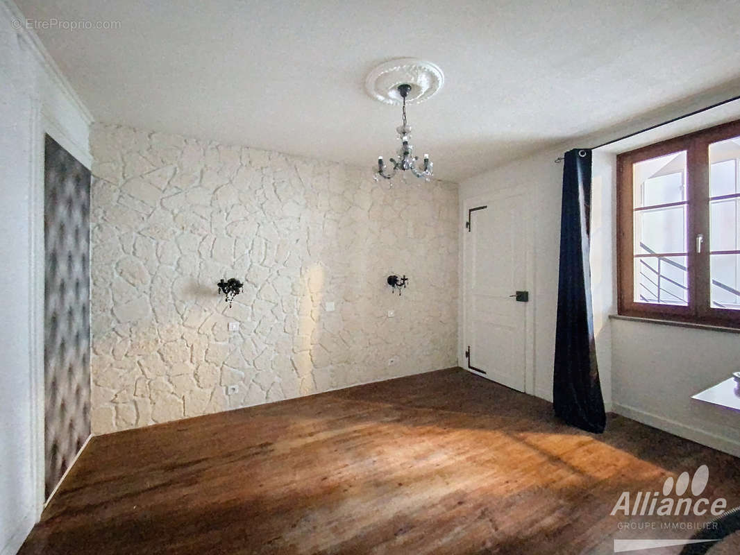 Appartement à DELLE