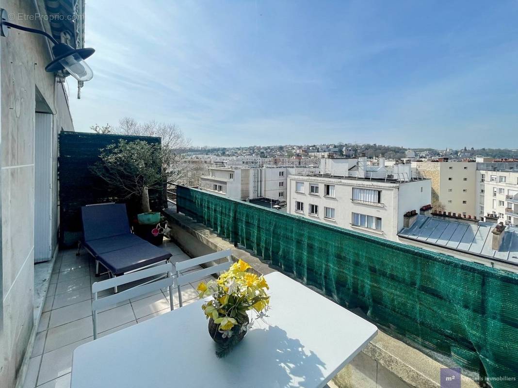 Appartement à ISSY-LES-MOULINEAUX